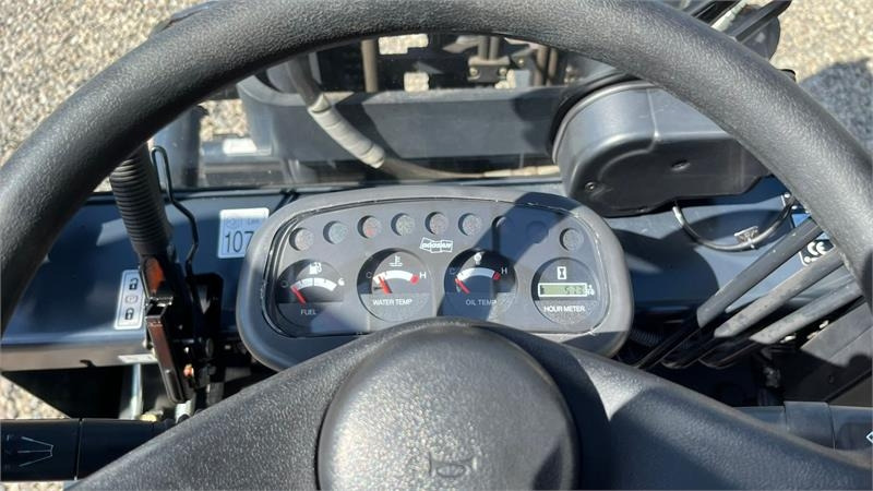 Carretilla elevadora diésel Doosan D30 G med kabine og KUN 57 TIMER FRA NY, MED TIME: foto 7