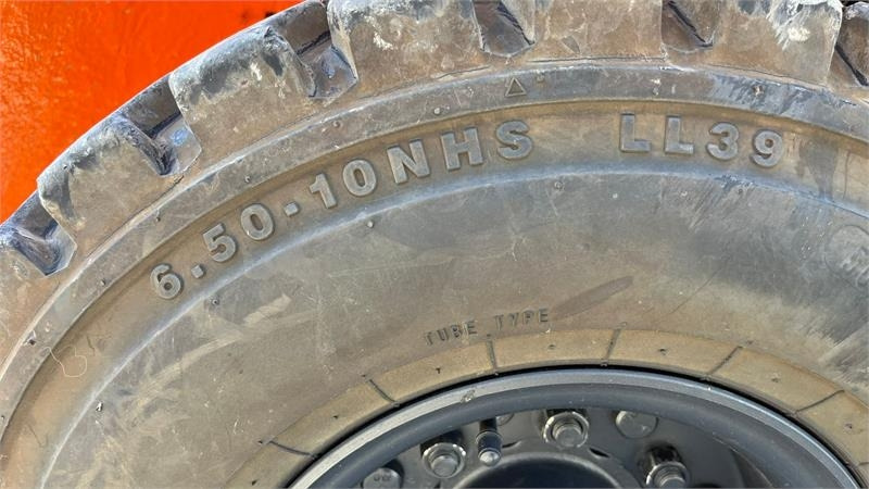 Carretilla elevadora diésel Doosan D30 G med kabine og KUN 57 TIMER FRA NY, MED TIME: foto 21