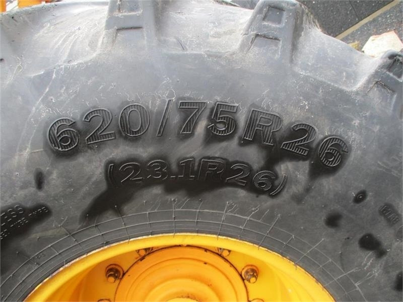 Cargadora de ruedas Hyundai 757-9A med 620/75R26 traktor hjul montering på: foto 16