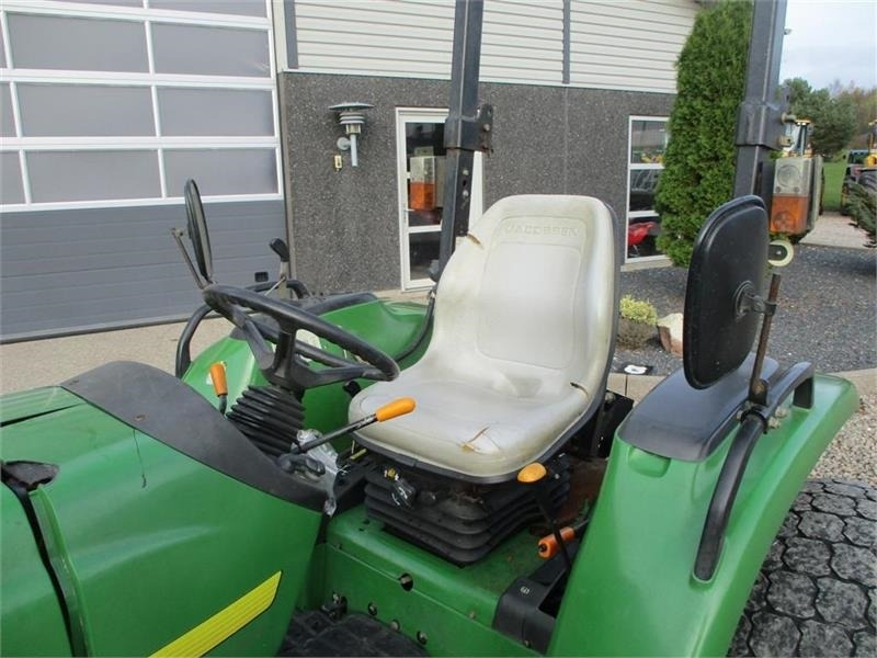 Tractor John Deere 4600 Med Græshjul: foto 6