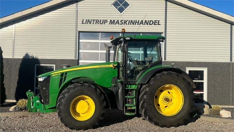 John Deere 8370R Med frontlift og fuld servicehistorik - Tractor: foto 1 John Deere 8370R Med frontlift og fuld servicehistorik - Tractor: foto 1
