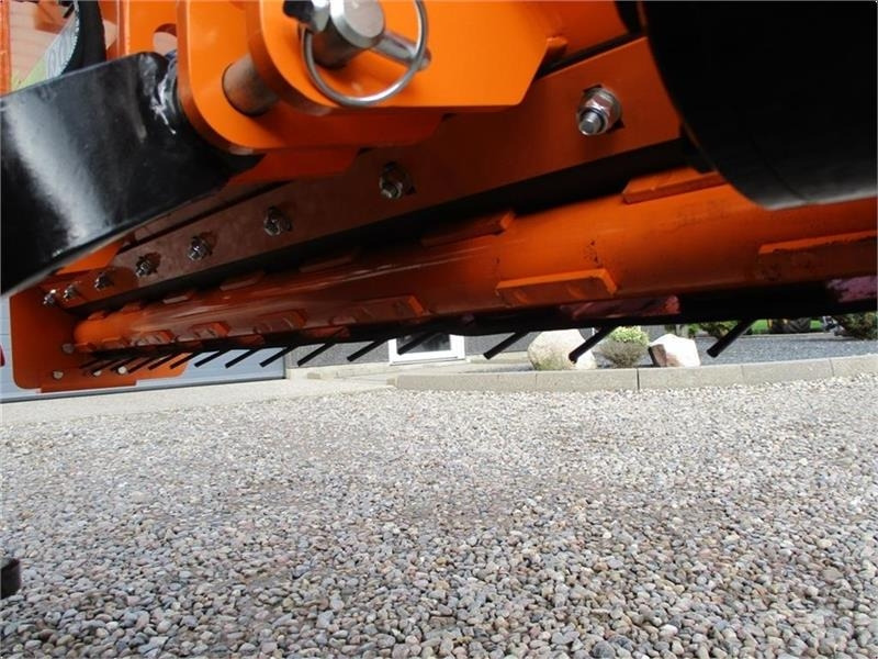 Esparcidor de sal para Vehículo municipal Limas SSP140 Selvlæssende og med lys: foto 7