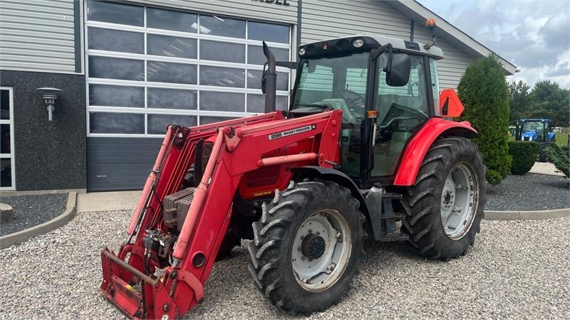Massey Ferguson 5460 Med frontlæsser - Tractor: foto 2 Massey Ferguson 5460 Med frontlæsser - Tractor: foto 2