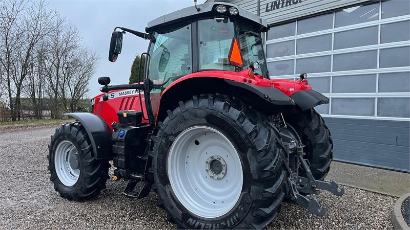 Massey Ferguson 7720S Exclusive Dyna VT - Tractor: foto 3 Massey Ferguson 7720S Exclusive Dyna VT - Tractor: foto 3