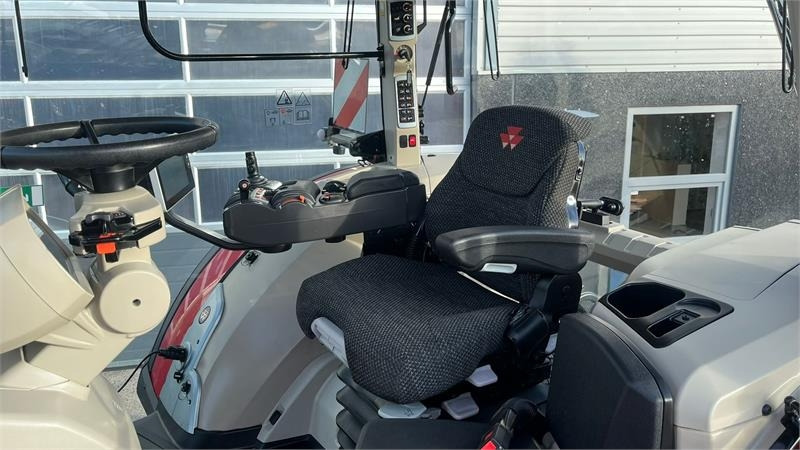 Massey Ferguson 8730S Dyna VT Velholdt traktor - Tractor: foto 4 Massey Ferguson 8730S Dyna VT Velholdt traktor - Tractor: foto 4