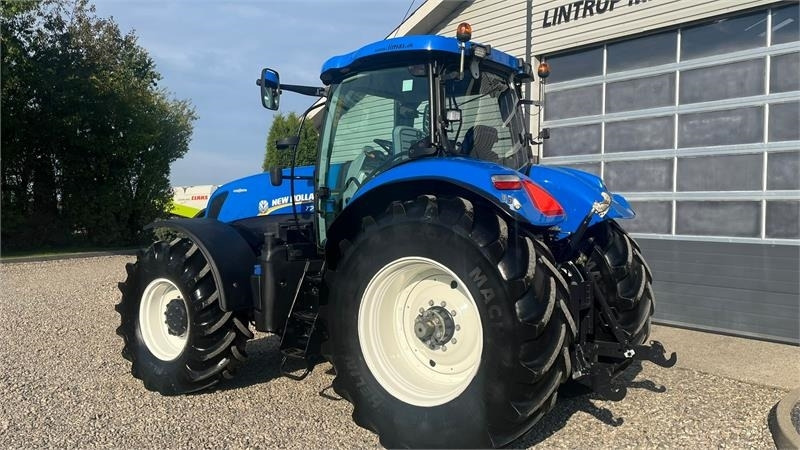 New Holland T7.270 AutoCommand med frontlift - Tractor: foto 3 New Holland T7.270 AutoCommand med frontlift - Tractor: foto 3