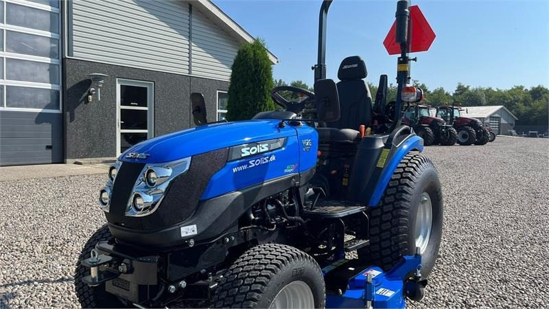 Solis 26 HST Hydrostat Turf hjul og klipperbord - Tractor: foto 3 Solis 26 HST Hydrostat Turf hjul og klipperbord - Tractor: foto 3
