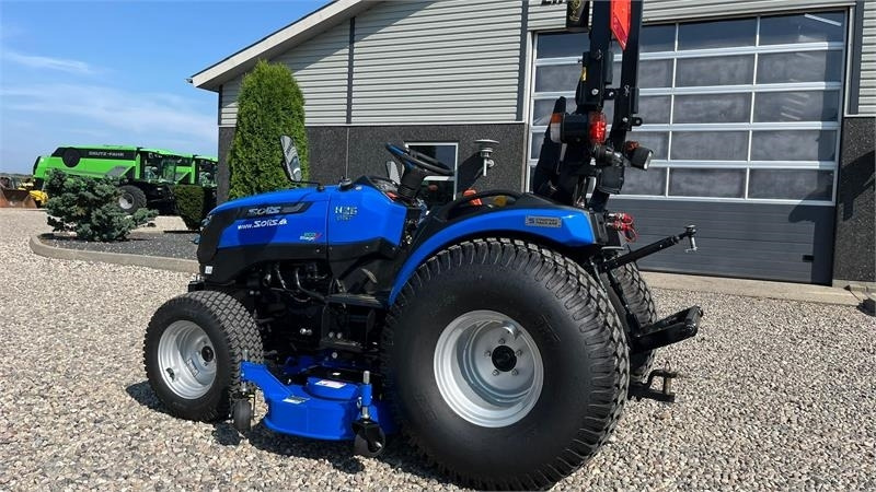 Solis 26 HST Hydrostat Turf hjul og klipperbord - Tractor: foto 4 Solis 26 HST Hydrostat Turf hjul og klipperbord - Tractor: foto 4