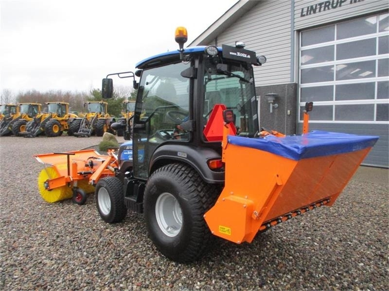 Solis 26 HST Snow Edition med frontlift, front PTO, Thyr - Tractor: foto 3 Solis 26 HST Snow Edition med frontlift, front PTO, Thyr - Tractor: foto 3
