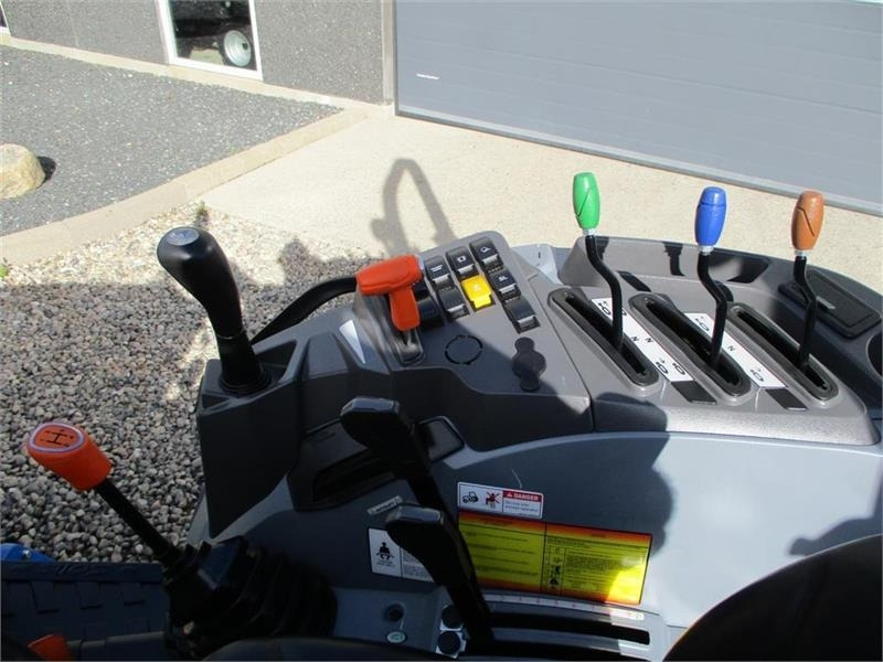 Solis 50 Med vendegear. Mulighed for leje også med forkø - Tractor: foto 5 Solis 50 Med vendegear. Mulighed for leje også med forkø - Tractor: foto 5