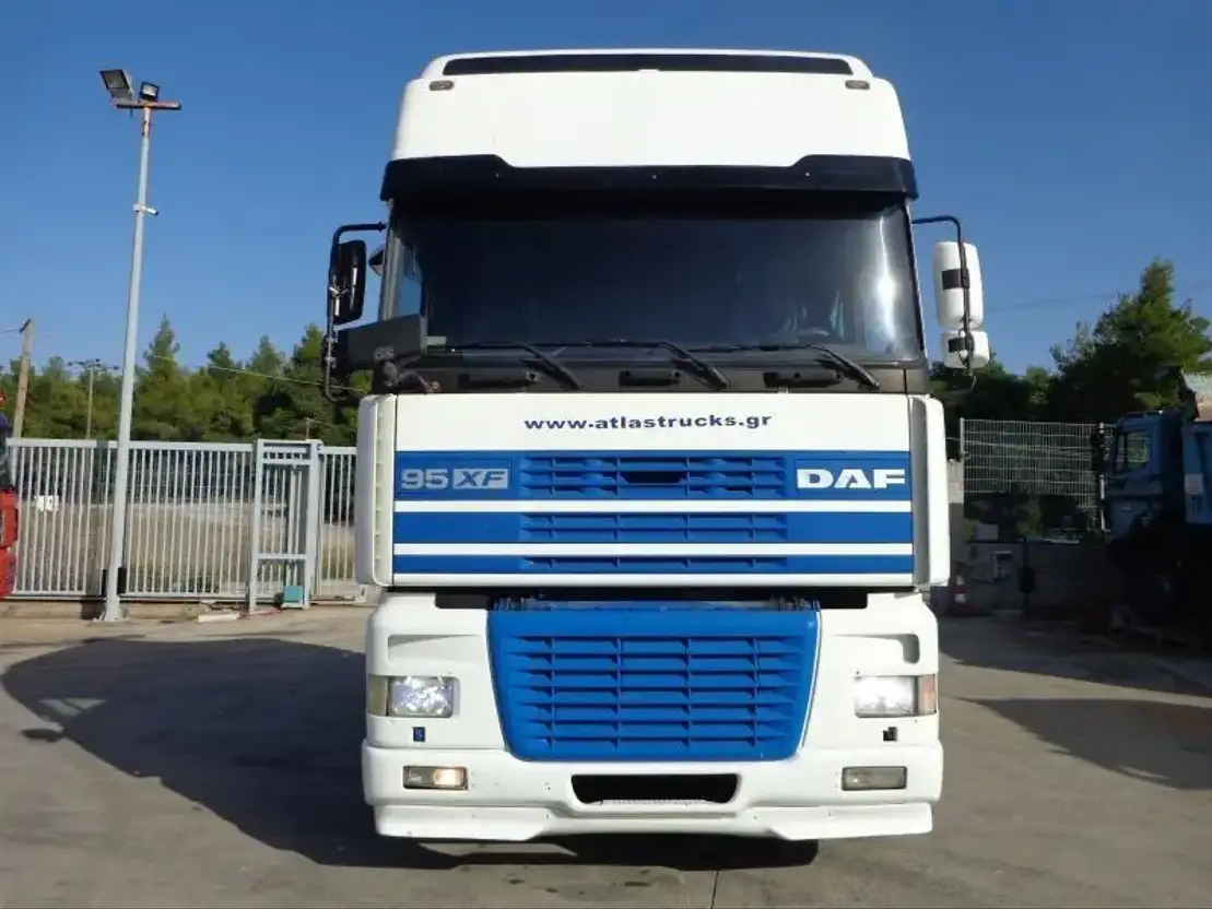 DAF XF 480 DAF XF.480 4X2 Super Space Intarder - Cabeza tractora: foto 3 DAF XF 480 DAF XF.480 4X2 Super Space Intarder - Cabeza tractora: foto 3