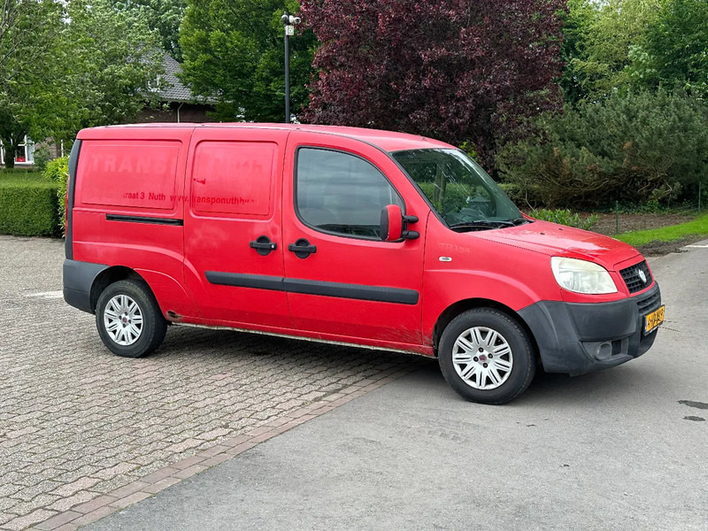 Fiat Doblò 1.9 JTD LANG Airco/Klima schuifdeur EXPORT! - Furgoneta pequeña: foto 2 Fiat Doblò 1.9 JTD LANG Airco/Klima schuifdeur EXPORT! - Furgoneta pequeña: foto 2
