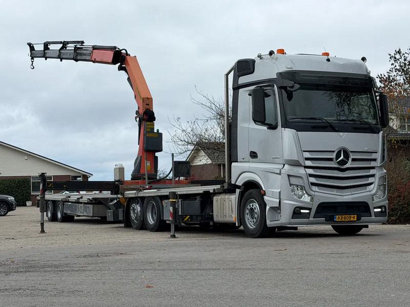 Mercedes-Benz Actros 2640 PALFINGER 34TM CRANE/GRUE!!RADIO REMOTE!!EURO6!! - Camión grúa: foto 1 Mercedes-Benz Actros 2640 PALFINGER 34TM CRANE/GRUE!!RADIO REMOTE!!EURO6!! - Camión grúa: foto 1