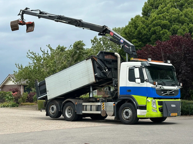 Volvo FM 330 186dkm! !!6X2!!Kraan/KIPPER!!RADIO REMOTE! EX-GEMEENTE/KOMMUNAL! - Camión volquete, Camión grúa: foto 1 Volvo FM 330 186dkm! !!6X2!!Kraan/KIPPER!!RADIO REMOTE! EX-GEMEENTE/KOMMUNAL! - Camión volquete, Camión grúa: foto 1