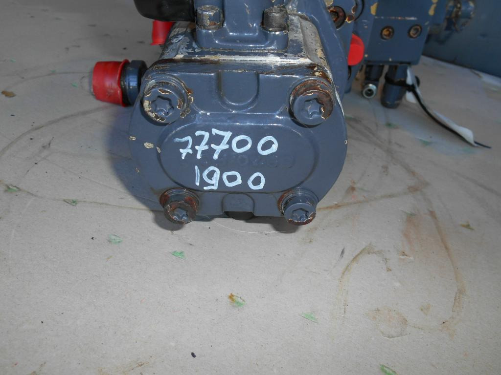 Bosch 0510525324 - - Bomba de dirección para Maquinaria de construcción: foto 1 Bosch 0510525324 - - Bomba de dirección para Maquinaria de construcción: foto 1