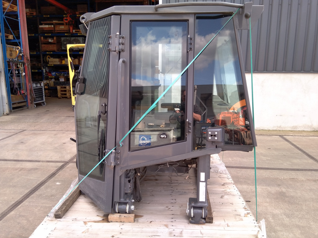 Case 87388637 - 87388630 - Cabina para Maquinaria de construcción: foto 4 Case 87388637 - 87388630 - Cabina para Maquinaria de construcción: foto 4