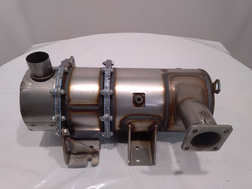 Case VV129E3016070 - Depósito de AdBlue para Maquinaria agrícola: foto 3 Case VV129E3016070 - Depósito de AdBlue para Maquinaria agrícola: foto 3