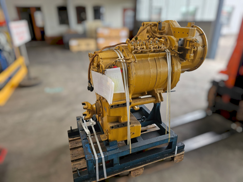 Caterpillar 2372331 - Caja de cambios para Maquinaria de construcción: foto 2 Caterpillar 2372331 - Caja de cambios para Maquinaria de construcción: foto 2