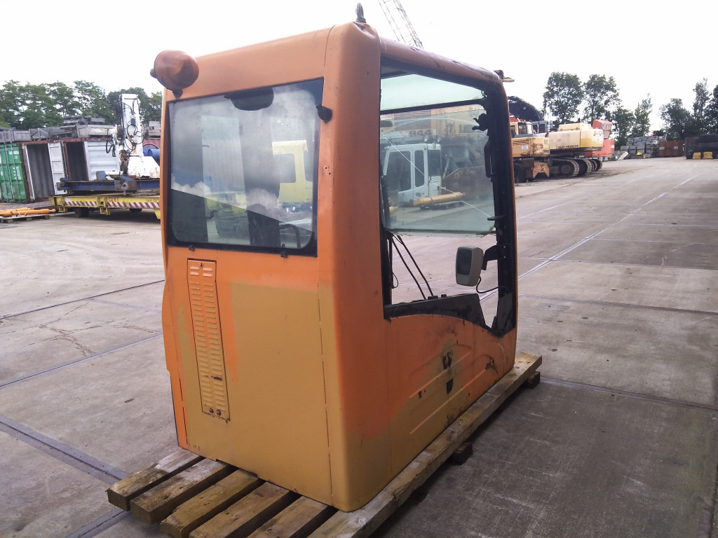 Caterpillar 312C - - Cabina para Maquinaria de construcción: foto 3 Caterpillar 312C - - Cabina para Maquinaria de construcción: foto 3