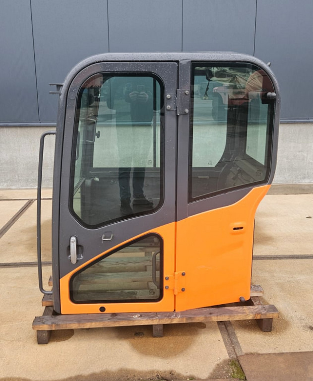 Doosan 220101-00070 - 220101-00074 - Cabina para Maquinaria de construcción: foto 1 Doosan 220101-00070 - 220101-00074 - Cabina para Maquinaria de construcción: foto 1