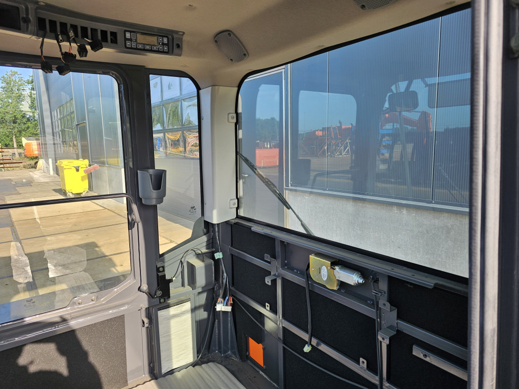 Cabina para Maquinaria de construcción nuevo Doosan 220101-00229T - 220101-00229V: foto 8 Cabina para Maquinaria de construcción nuevo Doosan 220101-00229T - 220101-00229V: foto 8