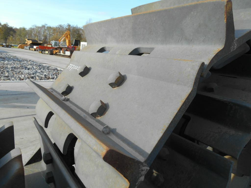 Fiat 70691618 2C - - Oruga para Maquinaria de construcción: foto 4 Fiat 70691618 2C - - Oruga para Maquinaria de construcción: foto 4