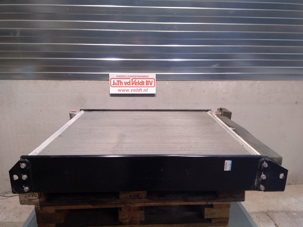 Hitachi 4654986 - Enfriador de aceite para Maquinaria de construcción: foto 1 Hitachi 4654986 - Enfriador de aceite para Maquinaria de construcción: foto 1