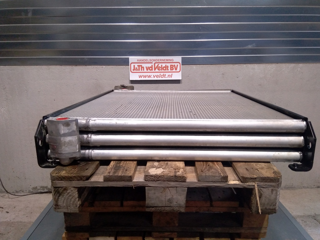 Hitachi 4654986 - Enfriador de aceite para Maquinaria de construcción: foto 4 Hitachi 4654986 - Enfriador de aceite para Maquinaria de construcción: foto 4