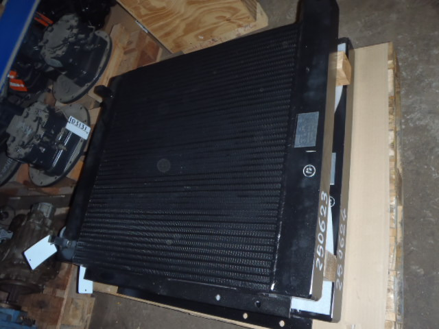 Hitachi 71476363 - Enfriador de aceite para Maquinaria de construcción: foto 2 Hitachi 71476363 - Enfriador de aceite para Maquinaria de construcción: foto 2