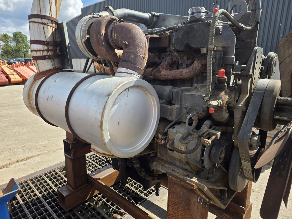 Hitachi N14C - Motor para Maquinaria de construcción: foto 3 Hitachi N14C - Motor para Maquinaria de construcción: foto 3