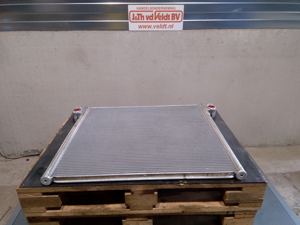 Hitachi ZX350-5B - - Enfriador de aceite para Maquinaria de construcción: foto 1 Hitachi ZX350-5B - - Enfriador de aceite para Maquinaria de construcción: foto 1