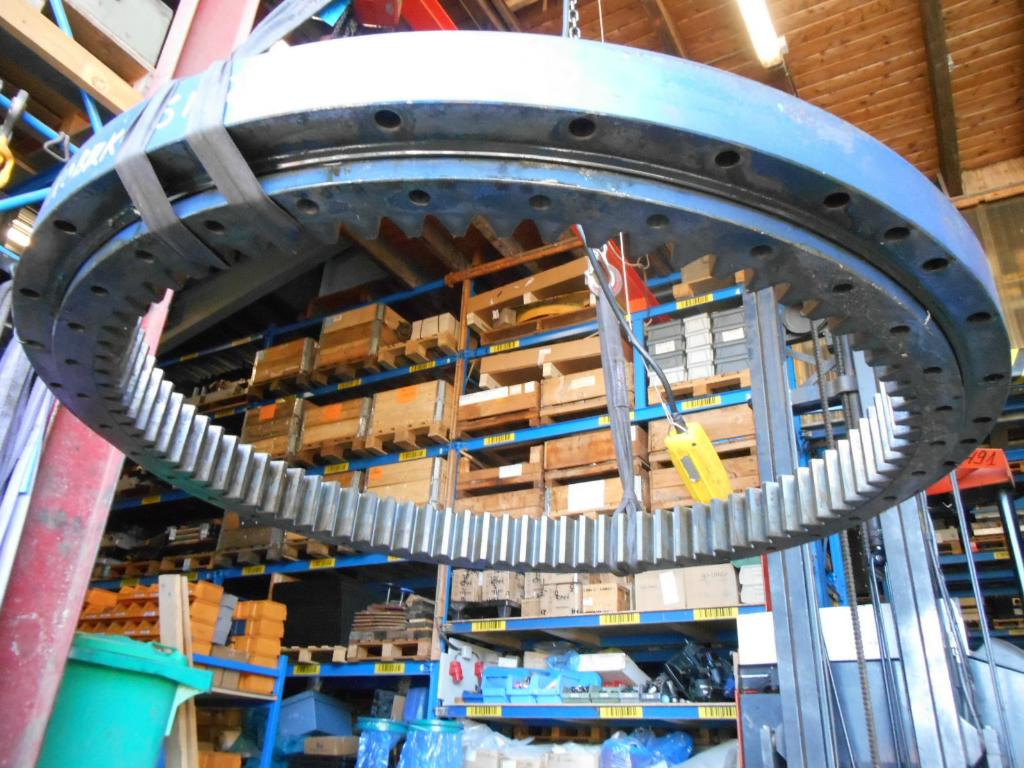 Kobelco LQ40FU0001F1 - Corona de giro para Maquinaria de construcción: foto 5 Kobelco LQ40FU0001F1 - Corona de giro para Maquinaria de construcción: foto 5