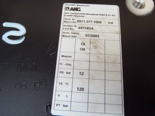 New Holland 5113771000 - 6911814 - Enfriador de aceite para Maquinaria de construcción: foto 3 New Holland 5113771000 - 6911814 - Enfriador de aceite para Maquinaria de construcción: foto 3