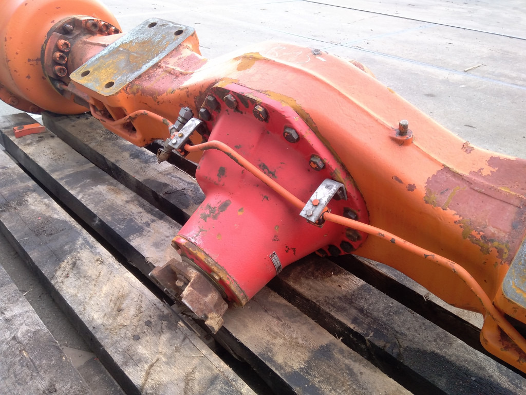 O&K 4517615 - Eje delantero para Maquinaria de construcción: foto 3 O&K 4517615 - Eje delantero para Maquinaria de construcción: foto 3