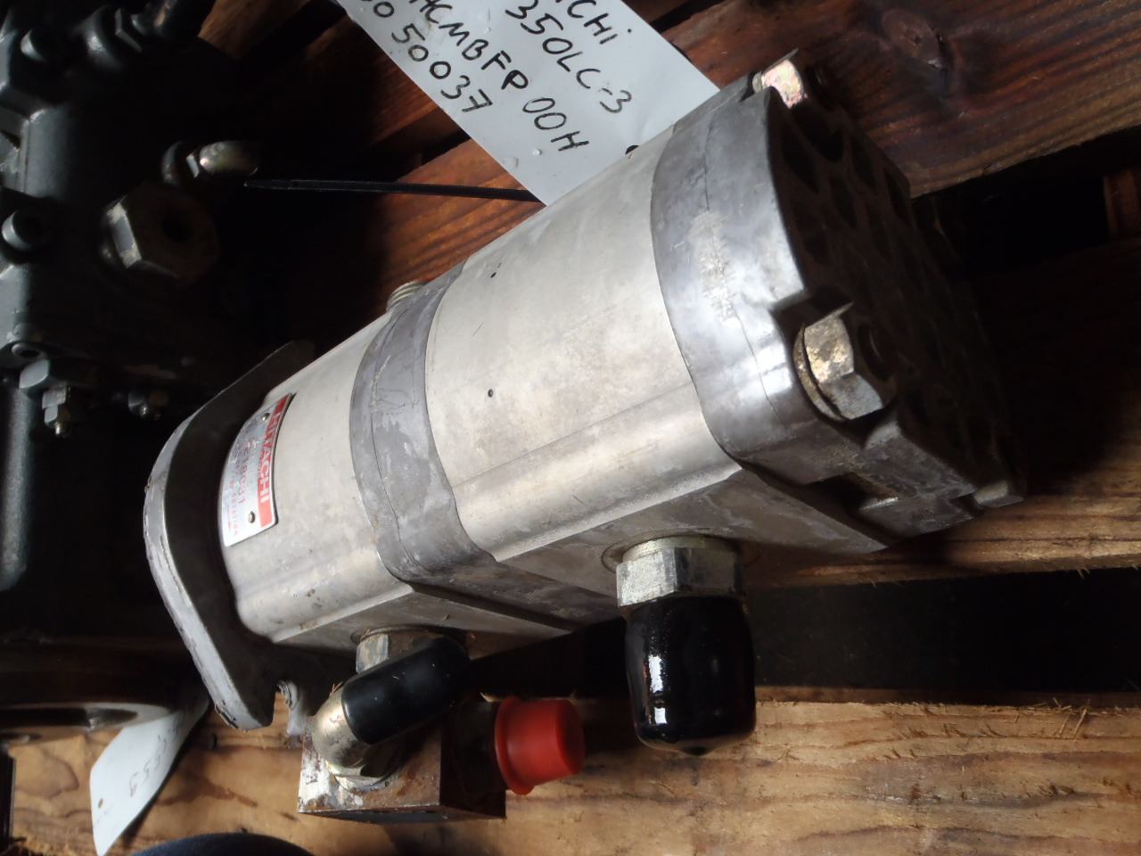 Zexel 9218031 - Bomba de dirección para Maquinaria de construcción: foto 3 Zexel 9218031 - Bomba de dirección para Maquinaria de construcción: foto 3