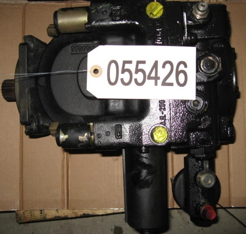 Mertlo Nr. 055426 Hydrostatpumpe Sauer-Danfoss Model: 520971 Model code: 90R075F - Bomba hidráulica para Manipulador telescópico: foto 1 Mertlo Nr. 055426 Hydrostatpumpe Sauer-Danfoss Model: 520971 Model code: 90R075F - Bomba hidráulica para Manipulador telescópico: foto 1