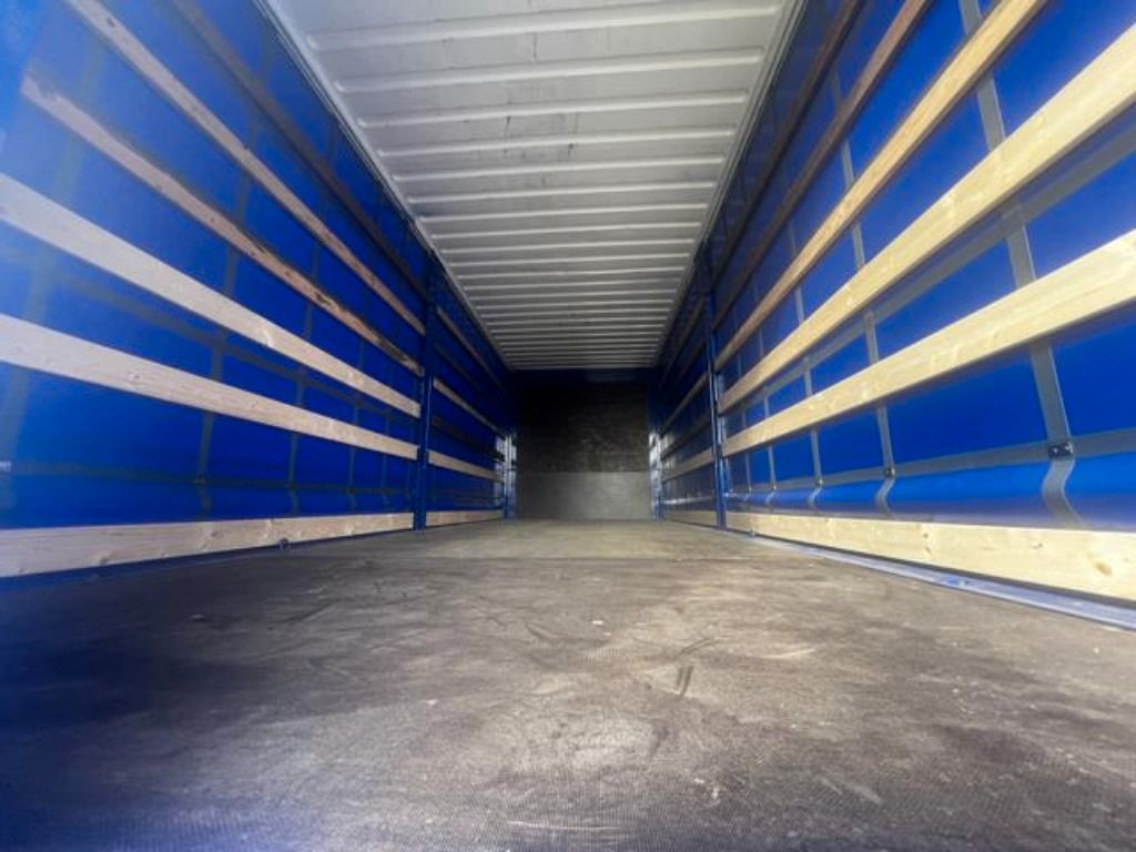 Krone Heck mit Portaltüren  - Toldo carrocería: foto 5 Krone Heck mit Portaltüren  - Toldo carrocería: foto 5