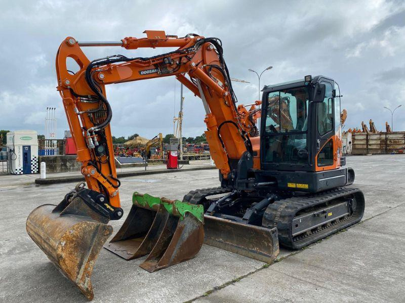 Doosan DX 85 R - Excavadora de cadenas: foto 1 Doosan DX 85 R - Excavadora de cadenas: foto 1