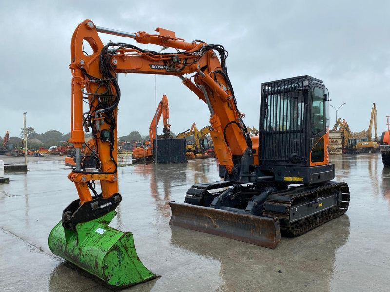 Doosan DX 85 R - Excavadora de cadenas: foto 1 Doosan DX 85 R - Excavadora de cadenas: foto 1