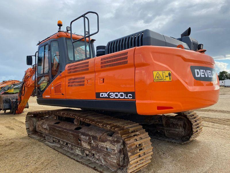 Doosan DX300LC - Excavadora de cadenas: foto 2 Doosan DX300LC - Excavadora de cadenas: foto 2
