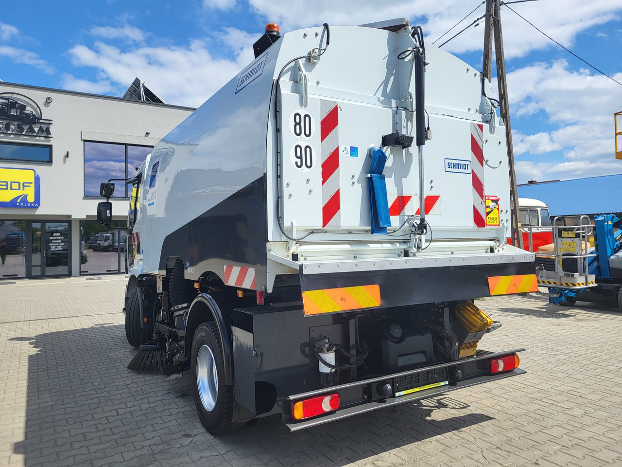 Barredora vial Renault Midlum Schmidt SK600: foto 13