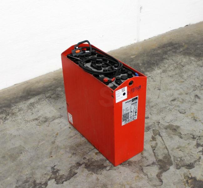 GRUMA 24 Volt 3 PzV 213 Ah - Acumulador para Equipo de manutención: foto 1 GRUMA 24 Volt 3 PzV 213 Ah - Acumulador para Equipo de manutención: foto 1