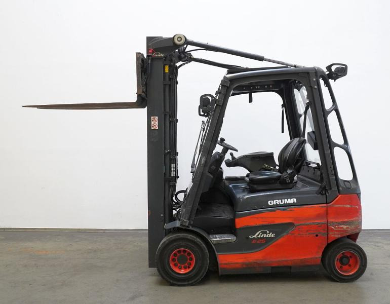 Linde E 25 387 - Carretilla elevadora eléctrica: foto 4 Linde E 25 387 - Carretilla elevadora eléctrica: foto 4