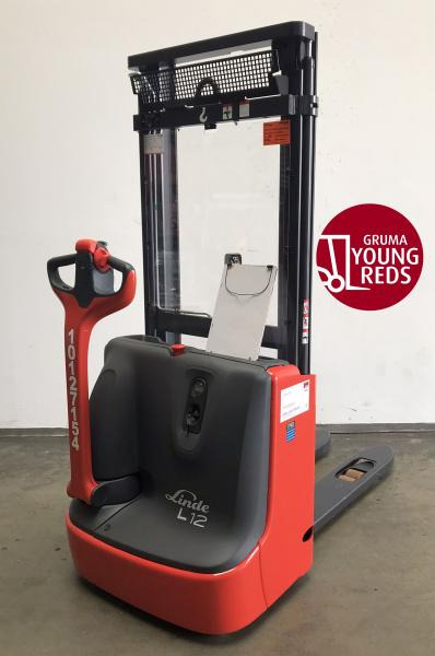 Linde L 12 1172 - Apilador: foto 1 Linde L 12 1172 - Apilador: foto 1
