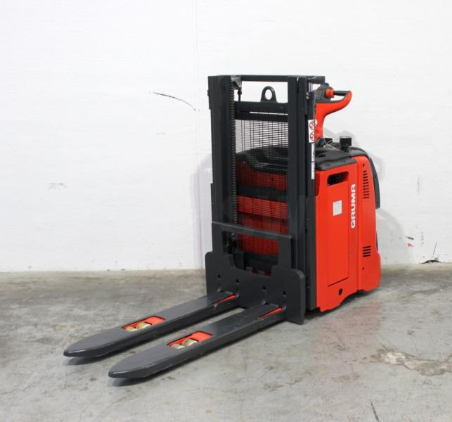 Linde L 12 AP 133 - Apilador: foto 3 Linde L 12 AP 133 - Apilador: foto 3