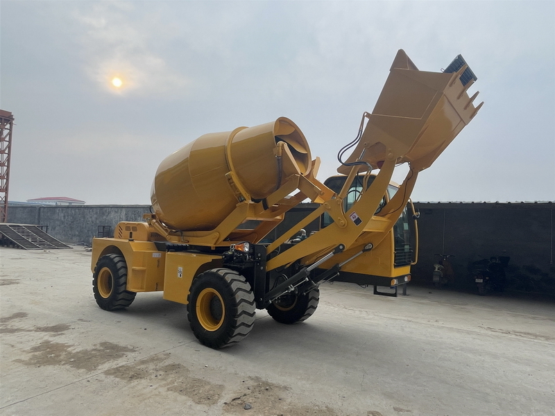 Camión hormigonera nuevo QINGDAO PROMISING 3.5CBM Concrete Mixer Truck with Self-Loading Bucket CML350: foto 6