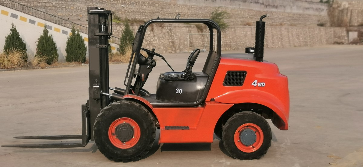 QINGDAO PROMISING 3T 4WD Rough Terrain Forklift CPCD30 - Carretilla todo terreno: foto 2 QINGDAO PROMISING 3T 4WD Rough Terrain Forklift CPCD30 - Carretilla todo terreno: foto 2