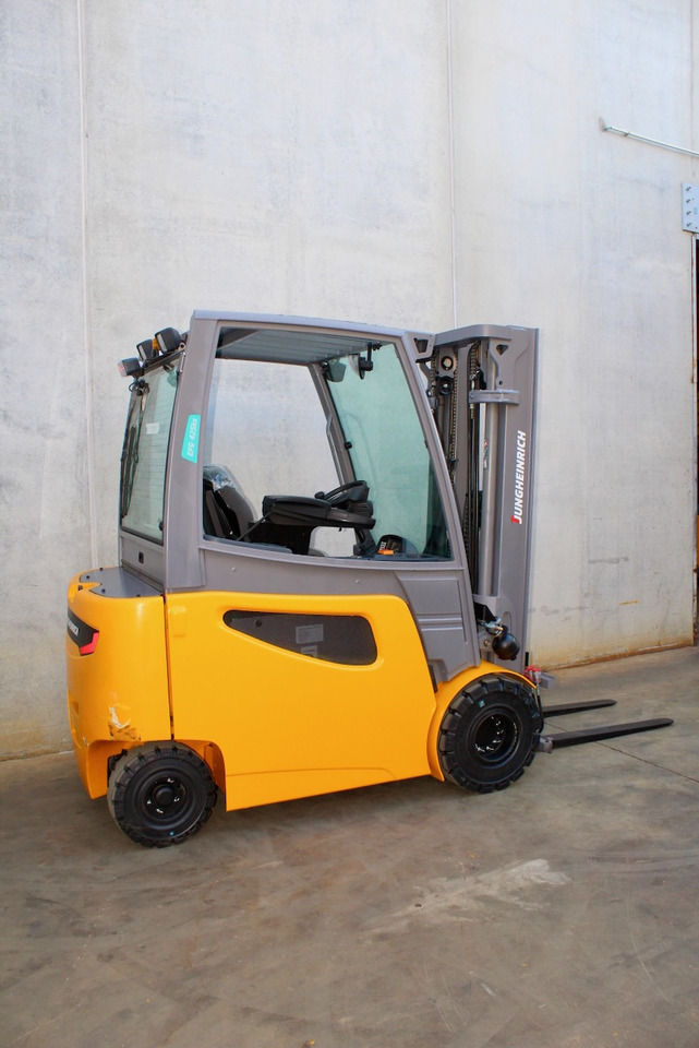 Jungheinrich EFG 425k 500 DZ - Carretilla elevadora eléctrica: foto 2 Jungheinrich EFG 425k 500 DZ - Carretilla elevadora eléctrica: foto 2