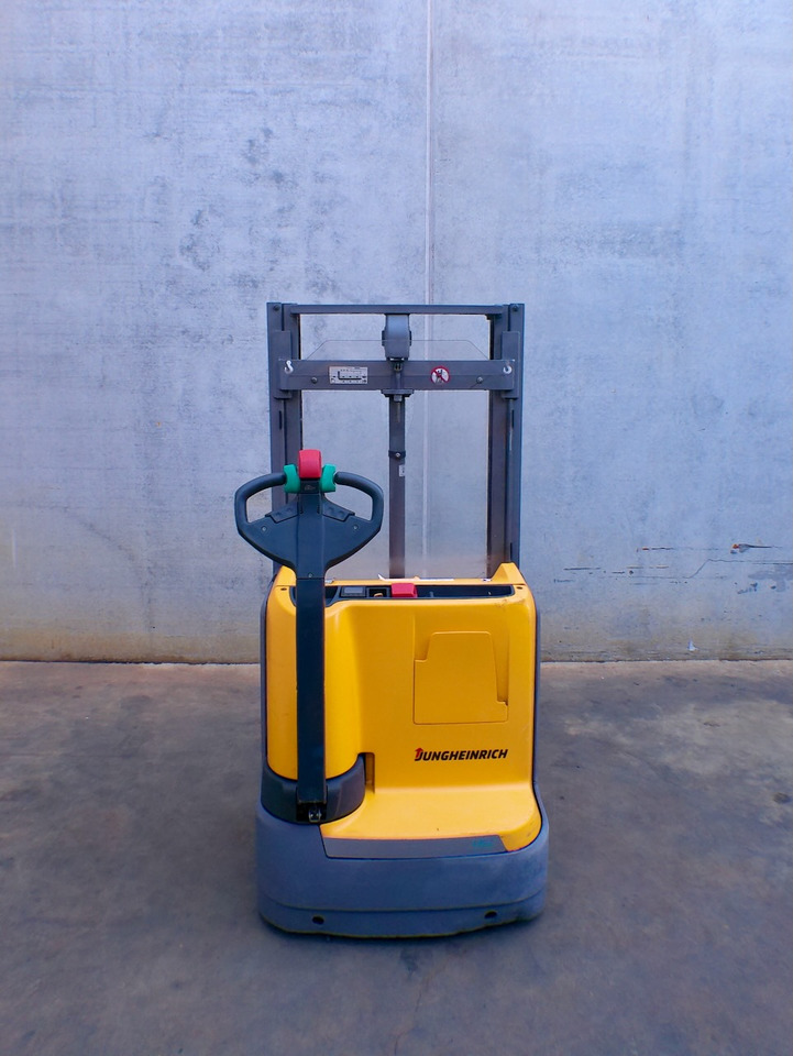 Jungheinrich EJC 110 250 ZT Li-Ion - Apilador: foto 5 Jungheinrich EJC 110 250 ZT Li-Ion - Apilador: foto 5