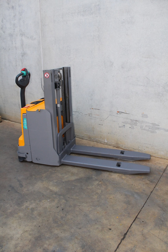 Jungheinrich EJD 118 166 ZT - Apilador: foto 4 Jungheinrich EJD 118 166 ZT - Apilador: foto 4